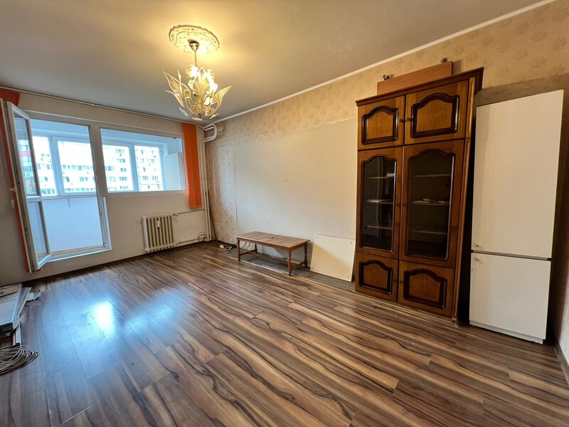 Bucur Obor, metrou la 1 min., 2 camere decomandat,